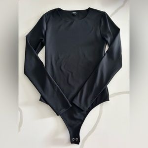 Express Body Contour Crew Neck Bodysuit